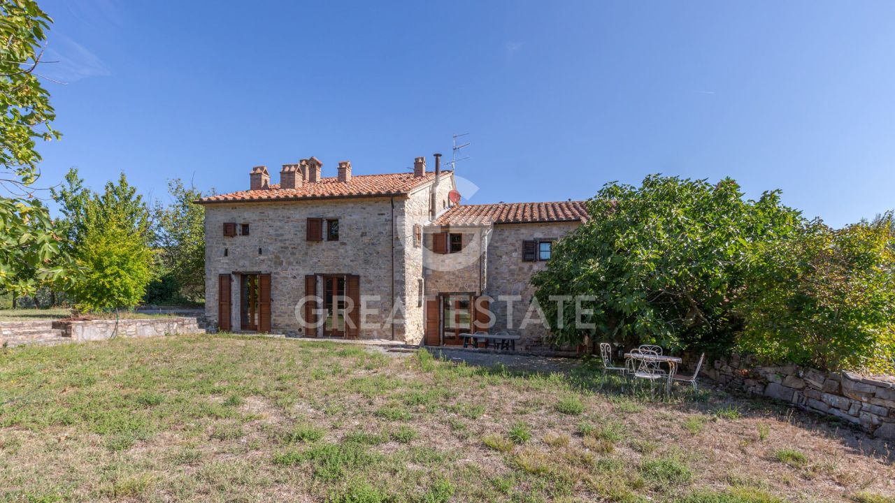 Casa en Montegabbione, Italia, 505.95 m² - imagen 3