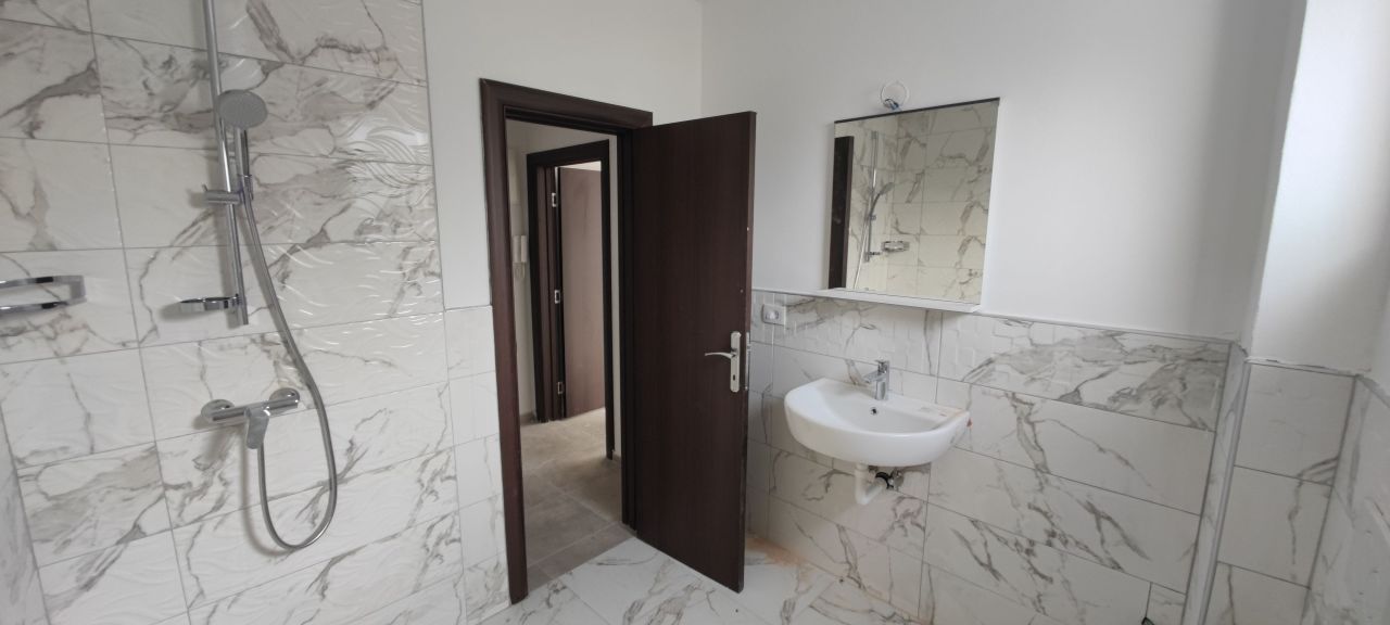 Appartamento a Bar, Montenegro, 59 m² - foto 2