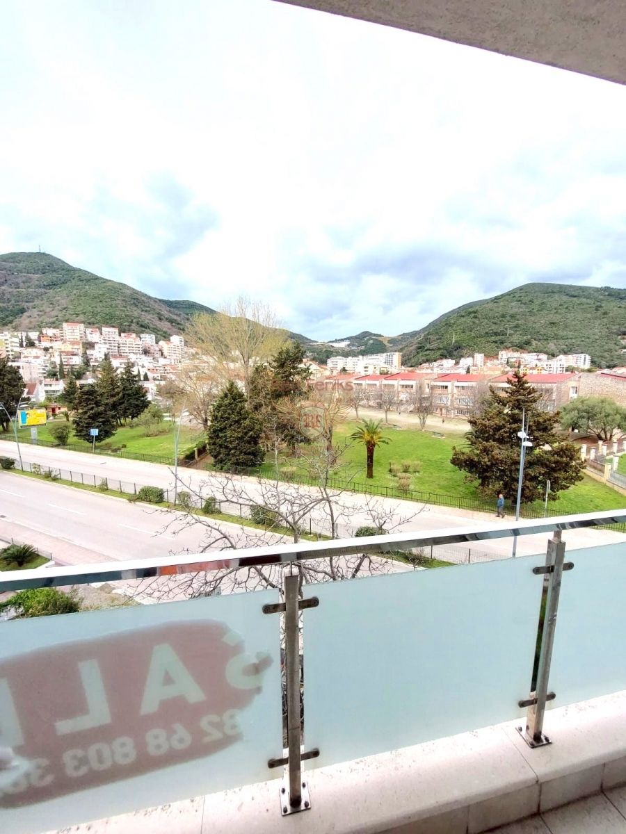 Flat in Budva, Montenegro, 54 m² - picture 1