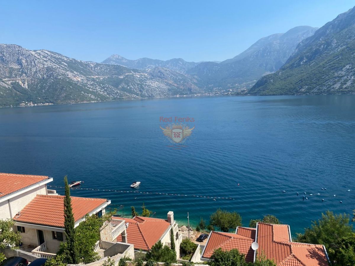 Appartement à Kotor, Monténégro, 103 m² - image 1