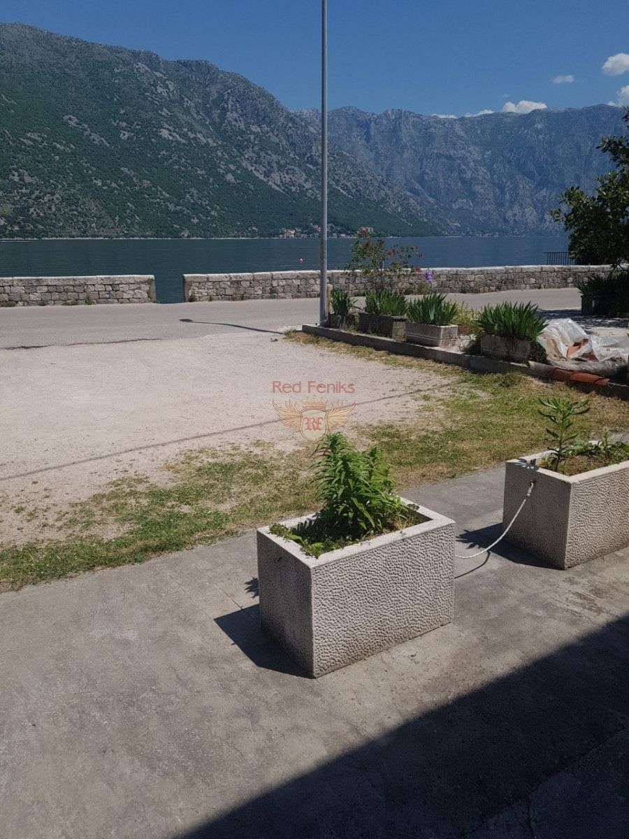 Haus in Kotor, Montenegro, 140 m² - Foto 1