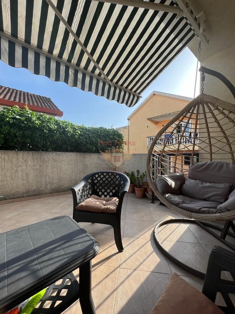 Appartement à Herceg-Novi, Monténégro, 105 m² - image 1