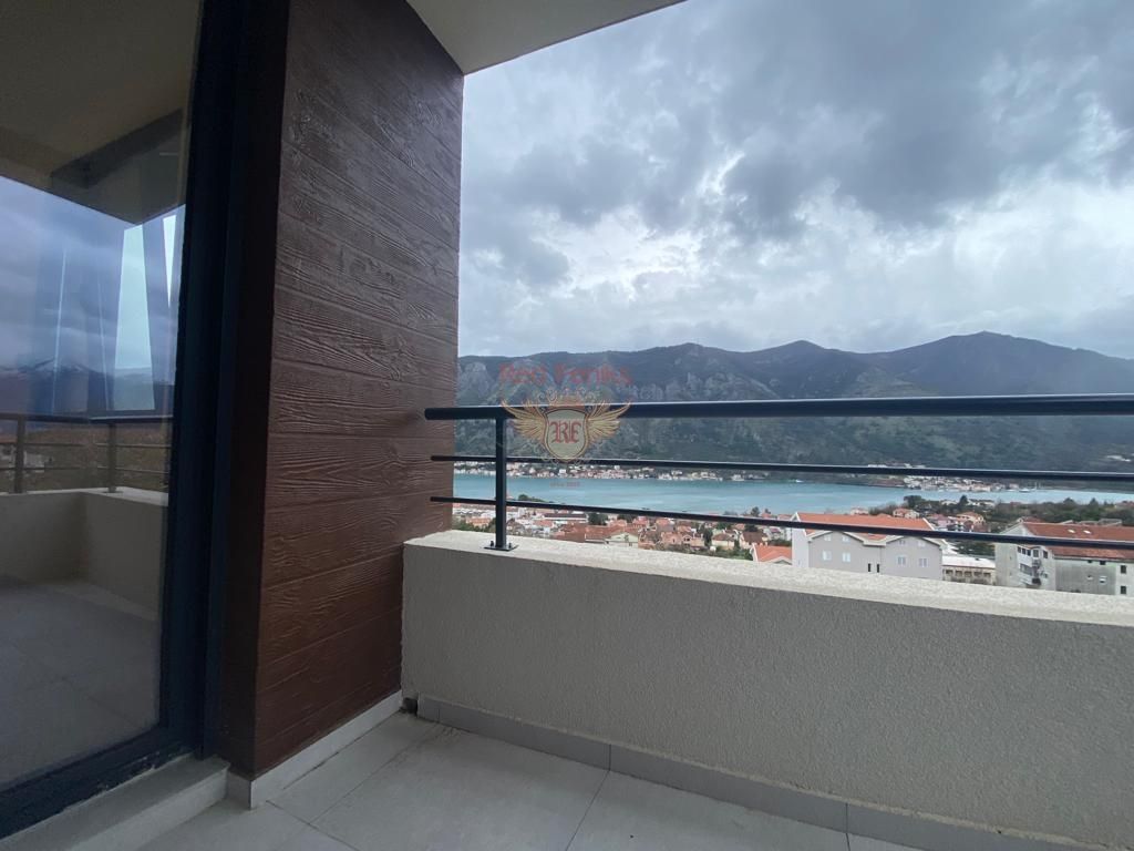 Flat in Kotor, Montenegro, 46 m² - picture 1