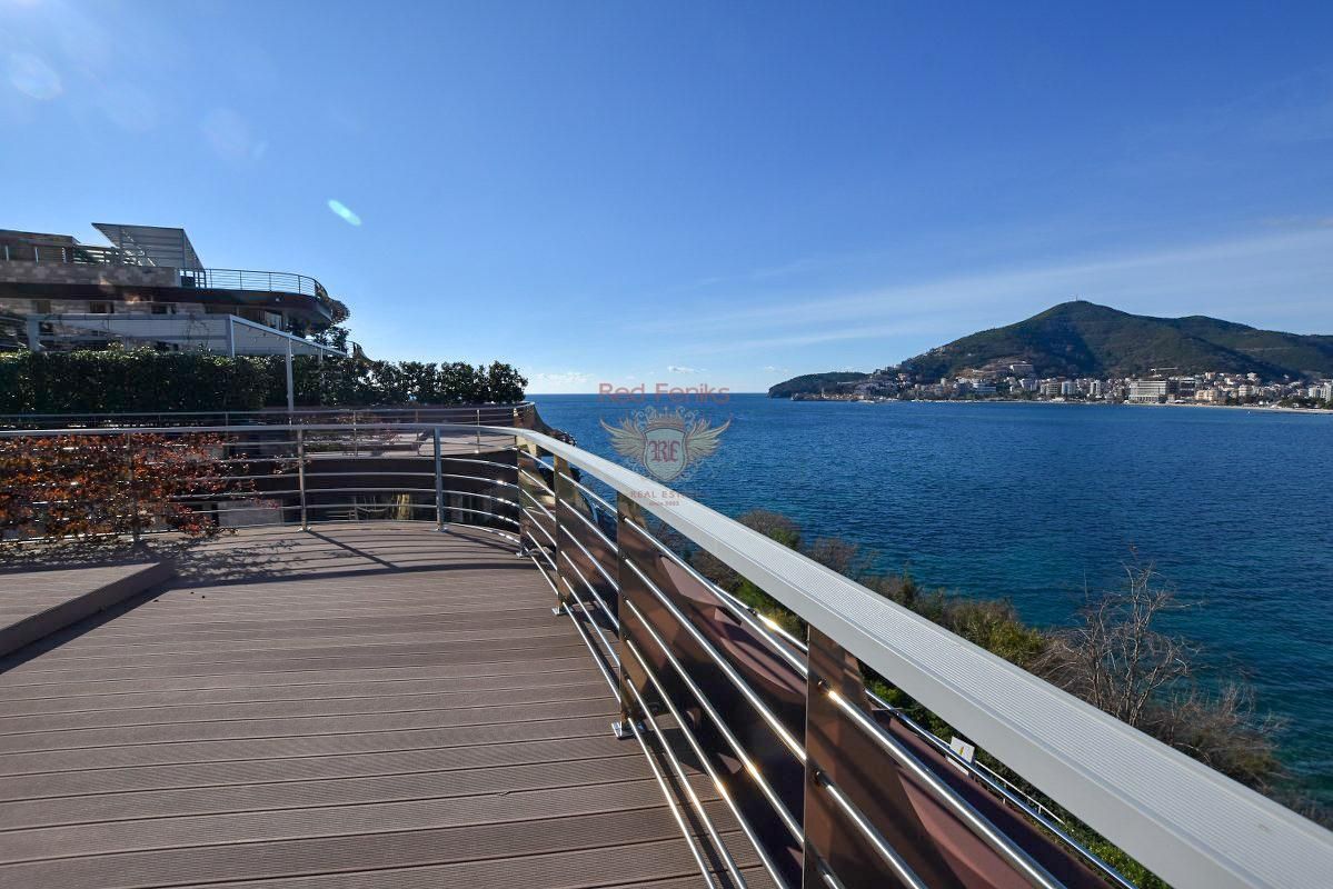 Flat in Budva, Montenegro, 156 m² - picture 1