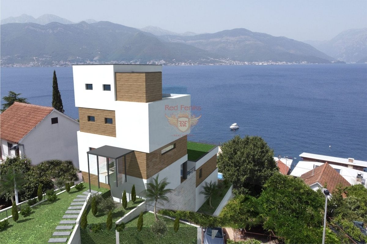 Maison à Herceg-Novi, Monténégro, 315 m² - image 1