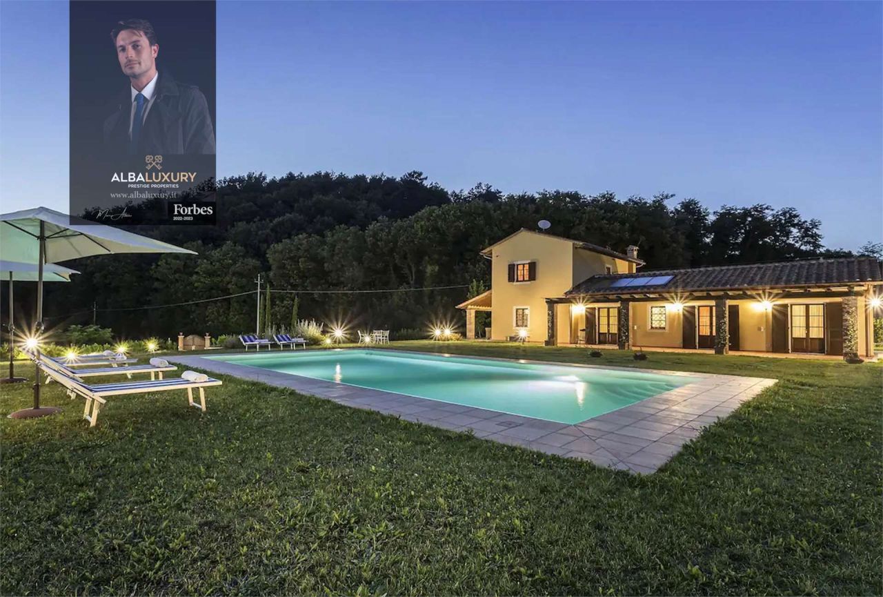 Villa en Lucca, Italia, 500 m² - imagen 1