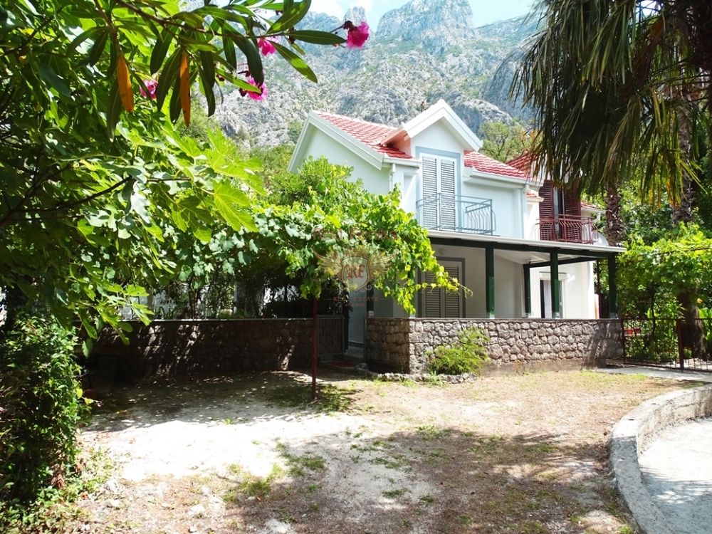 Haus in Kotor, Montenegro, 78 m² - Foto 2