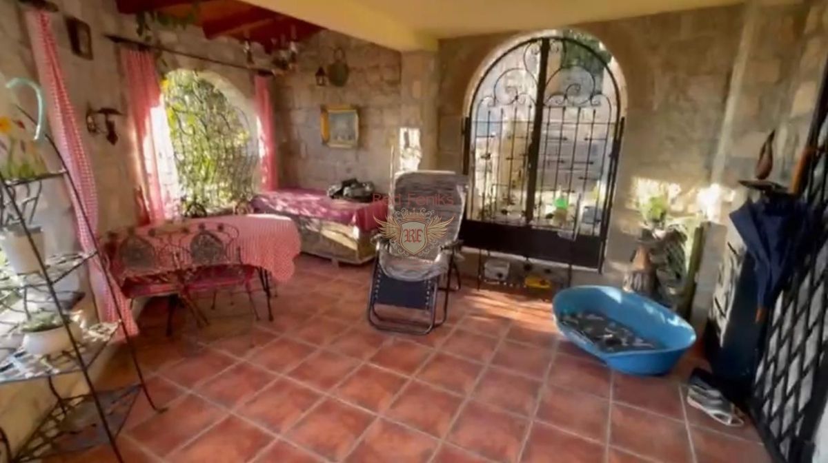 Wohnung in Bar, Montenegro, 210 m² - Foto 2