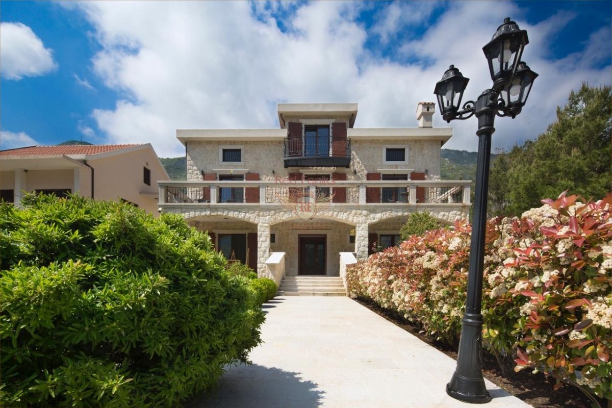 House in Kotor, Montenegro, 718 m² - picture 2