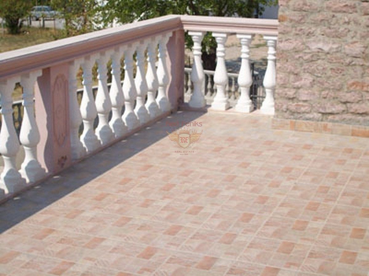 Casa a Bar, Montenegro, 293 m² - foto 2