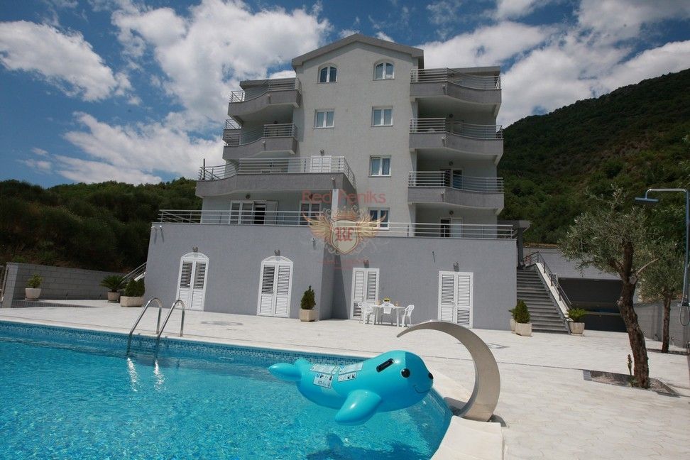 Propiedad comercial en Budva, Montenegro, 800 m² - imagen 3