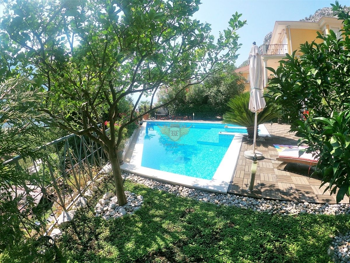 House in Kotor, Montenegro, 150 m² - picture 3