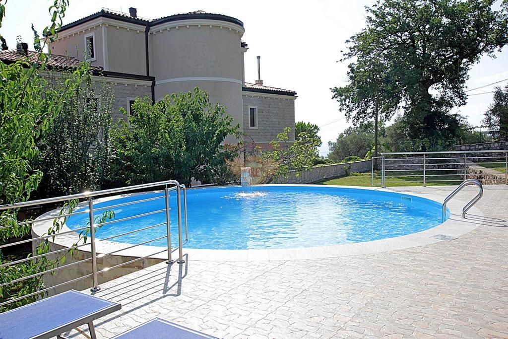 Casa en Budva, Montenegro, 174 m² - imagen 3