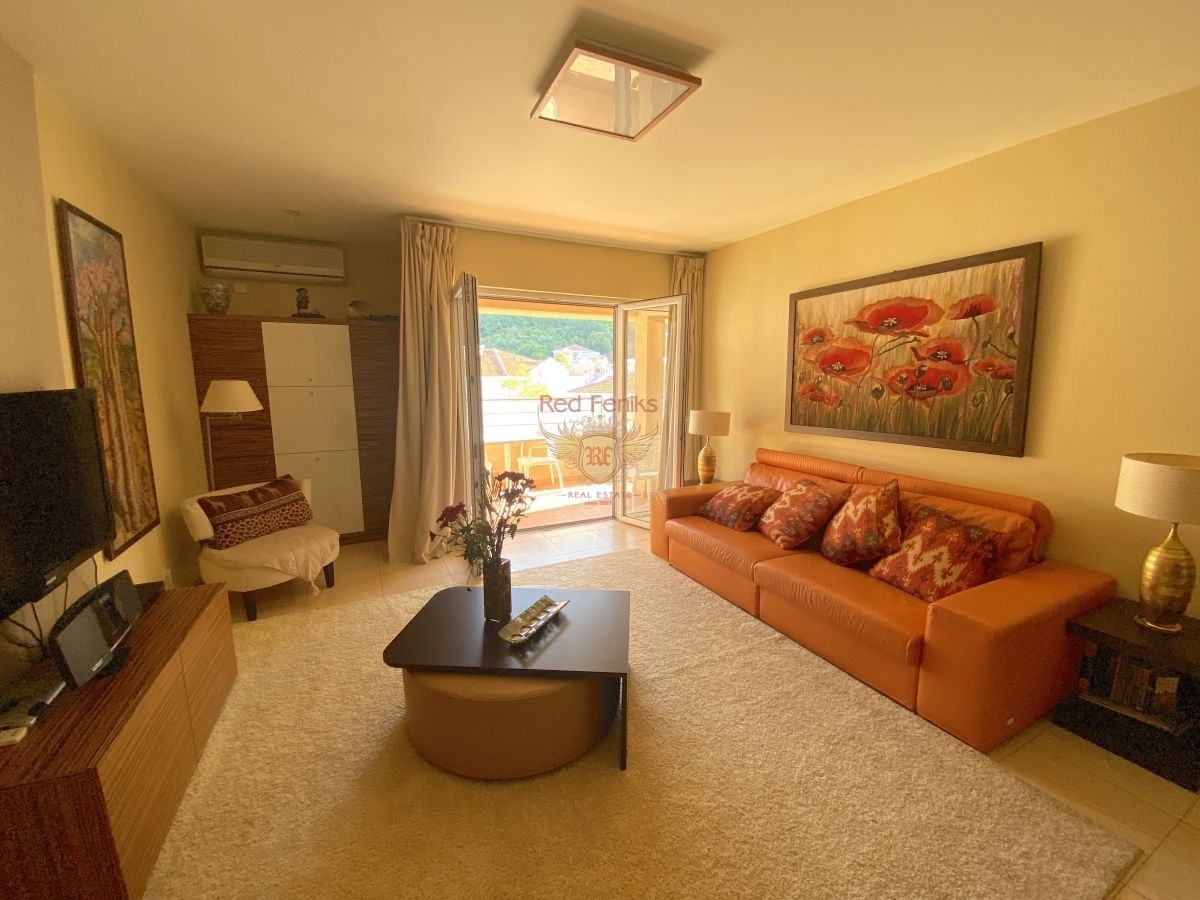 Piso en Budva, Montenegro, 130 m² - imagen 4