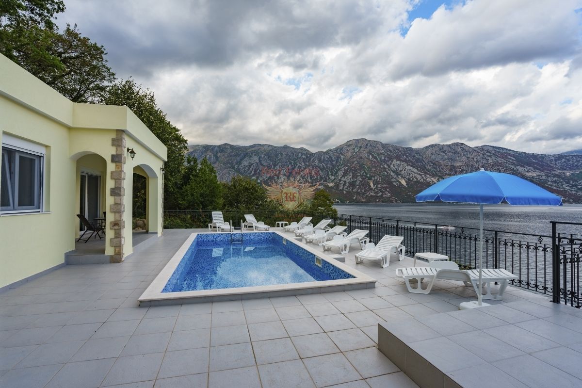 Casa a Kotor, Montenegro, 370 m² - foto 4