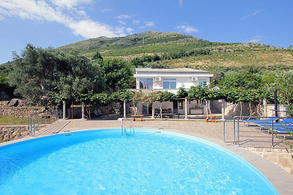 Casa en Budva, Montenegro, 174 m² - imagen 6