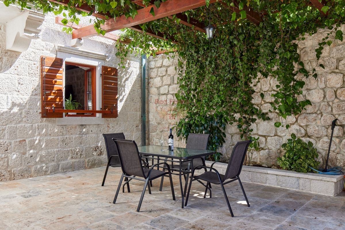 Casa a Kotor, Montenegro, 410 m² - foto 6