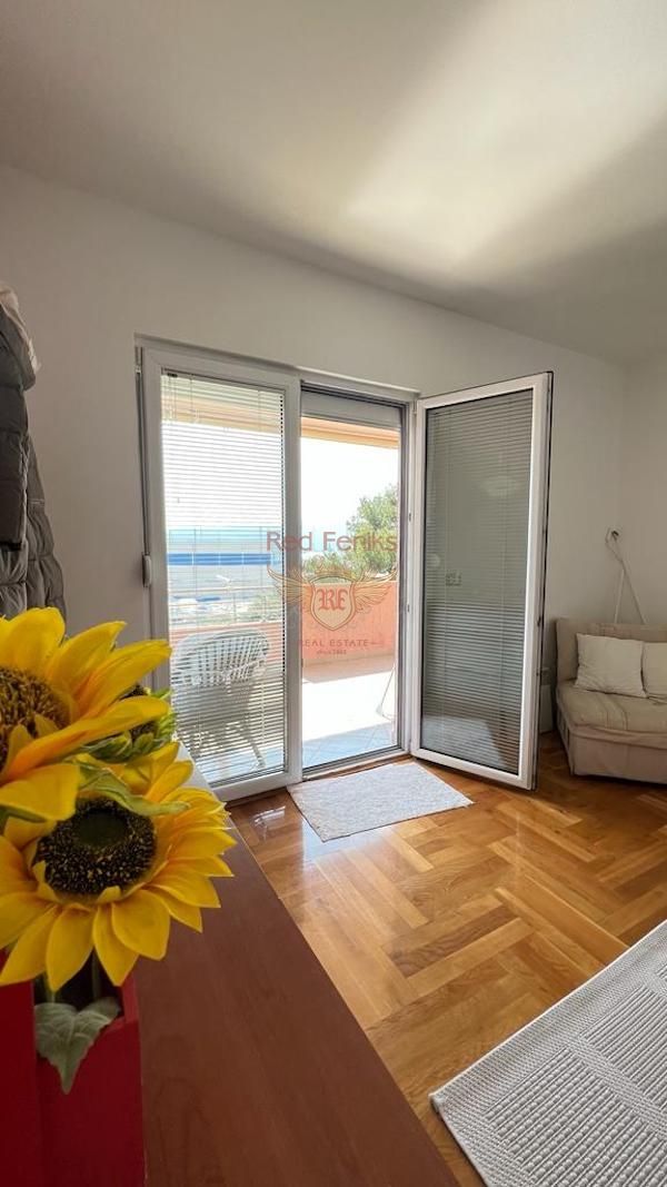 Appartamento a Tivat, Montenegro, 106 m² - foto 7