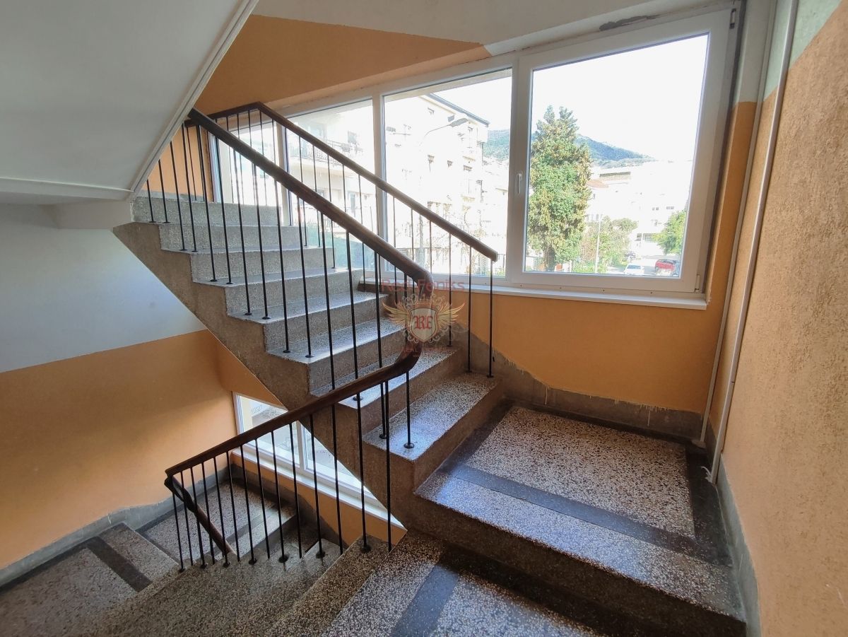 Piso en Tivat, Montenegro, 50 m² - imagen 7