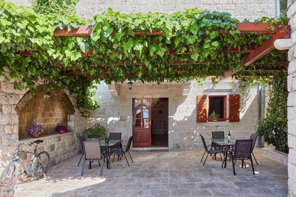 Casa a Kotor, Montenegro, 410 m² - foto 7