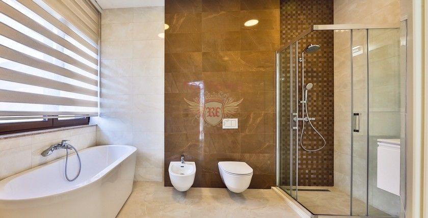 House in Tivat, Montenegro, 290 m² - picture 7