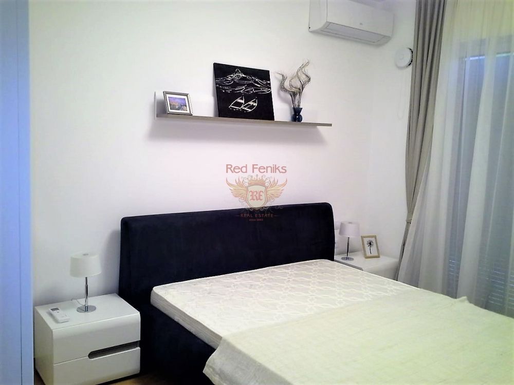 Piso en Tivat, Montenegro, 113 m² - imagen 8