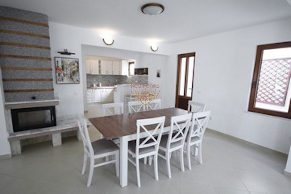 Casa en Budva, Montenegro, 354 m² - imagen 8