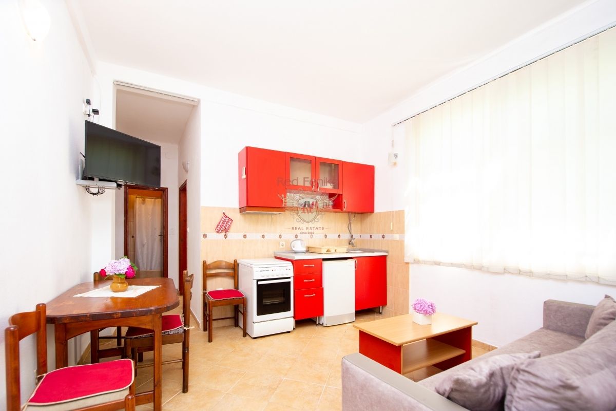 Propiedad comercial en Budva, Montenegro, 500 m² - imagen 8