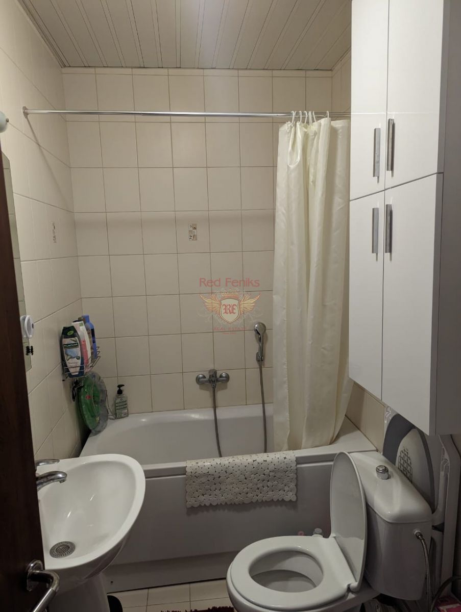 Flat in Kotor, Montenegro, 89 m² - picture 9