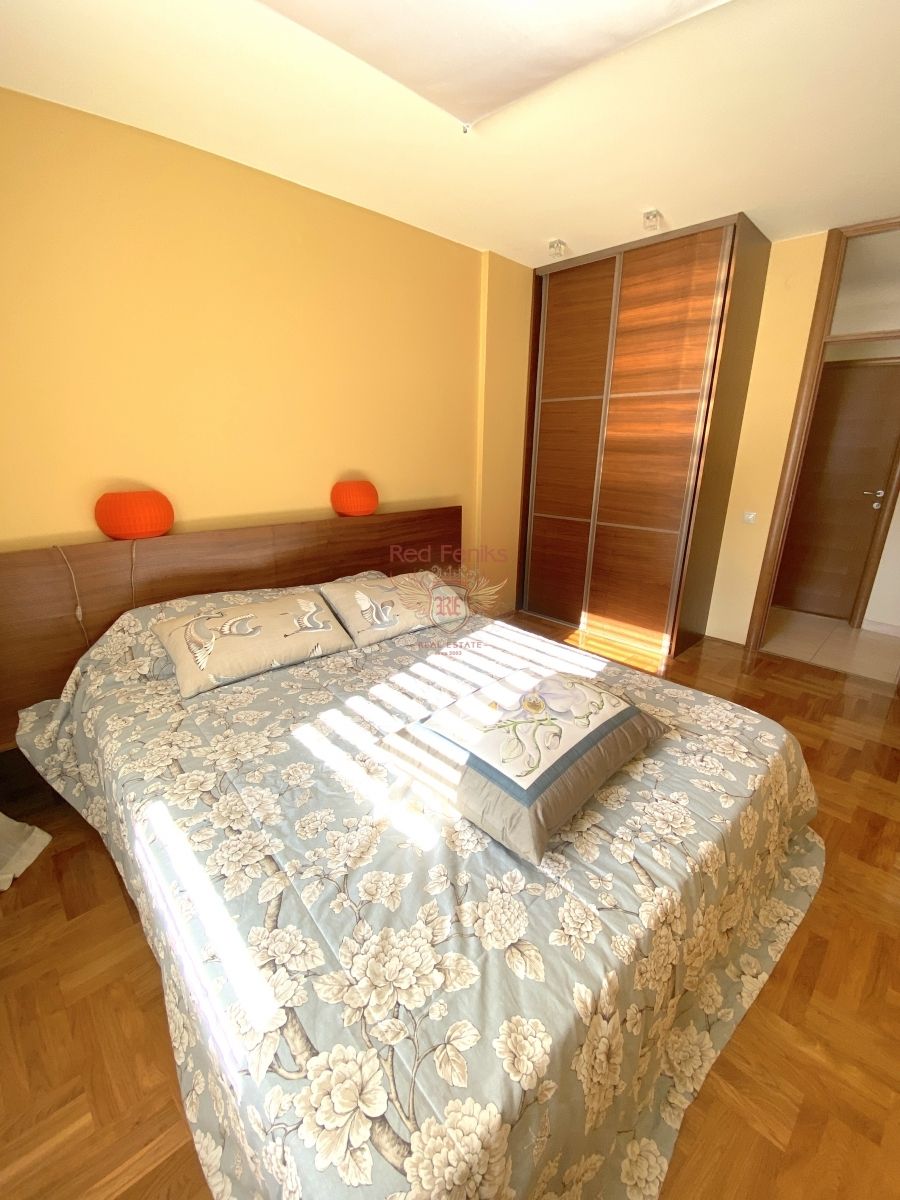 Piso en Budva, Montenegro, 130 m² - imagen 9