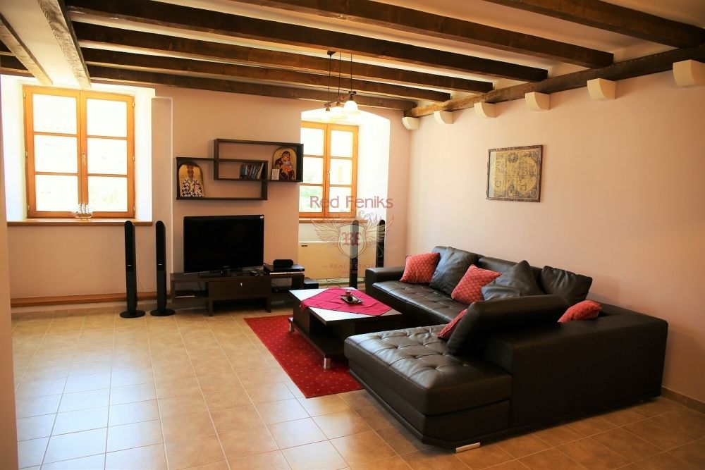 Casa en Kotor, Montenegro, 327 m² - imagen 9