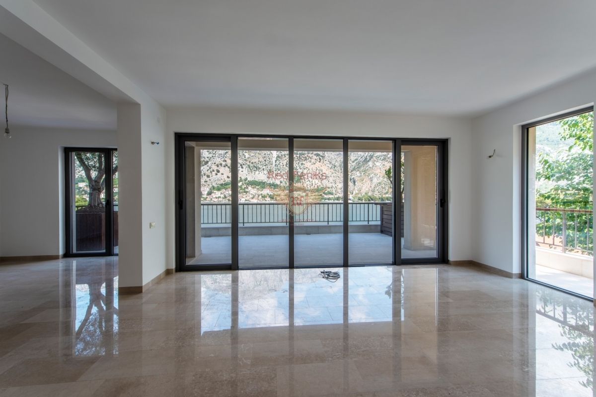 Haus in Kotor, Montenegro, 200 m² - Foto 11