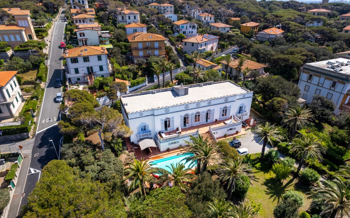 Finca en Castiglioncello, Italia, 480 m² - imagen 3