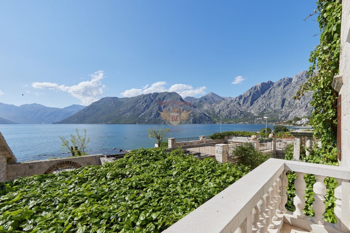 Casa a Kotor, Montenegro, 410 m² - foto 11