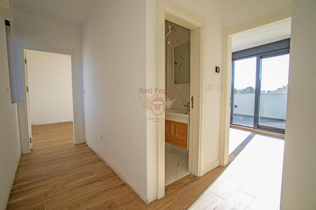 Flat in Tivat, Montenegro, 273 m² - picture 12