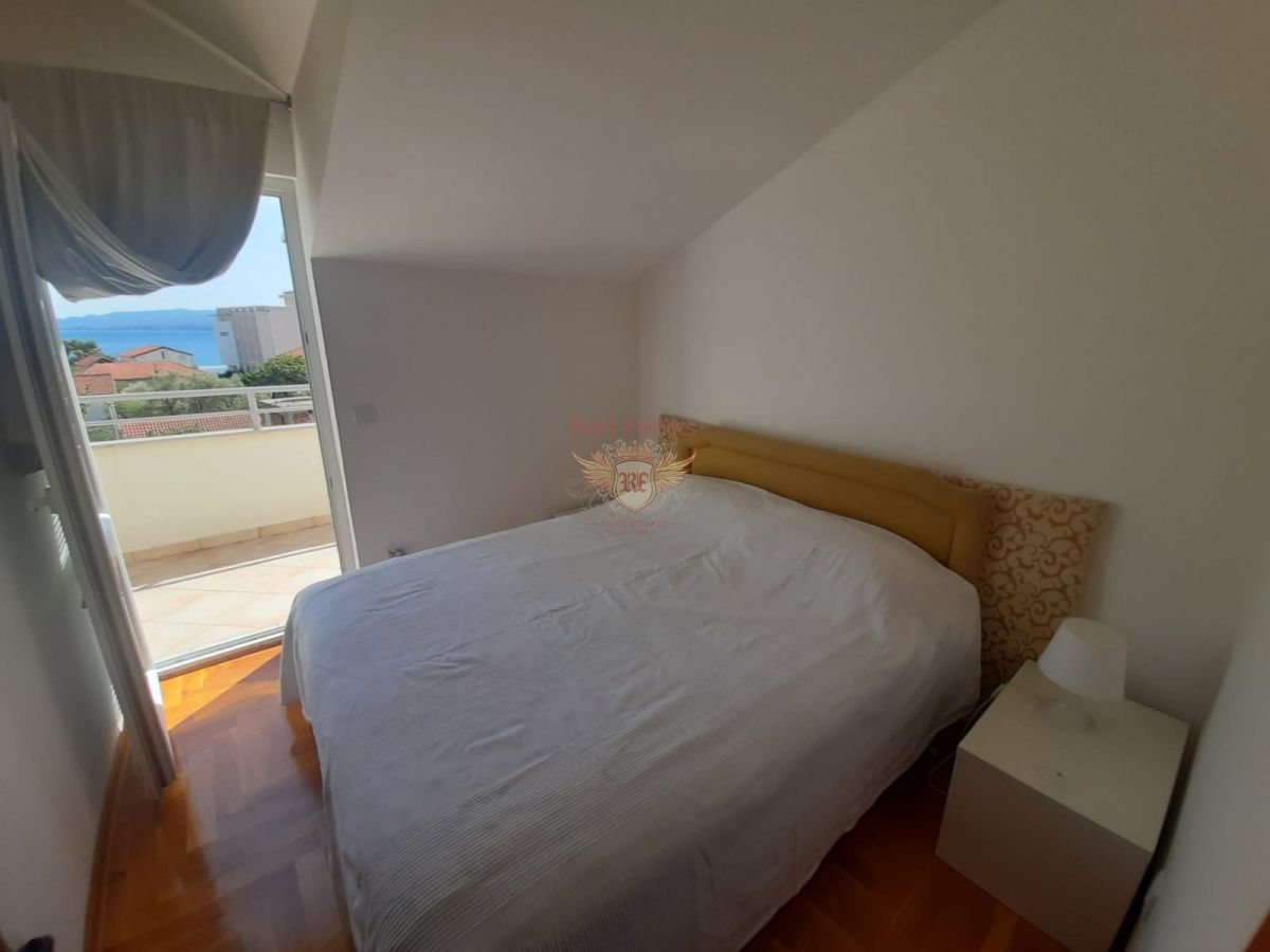 Piso en Herceg-Novi, Montenegro, 77 m² - imagen 12