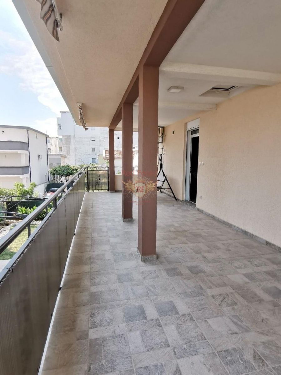 Casa en el Bar, Montenegro, 220 m² - imagen 12