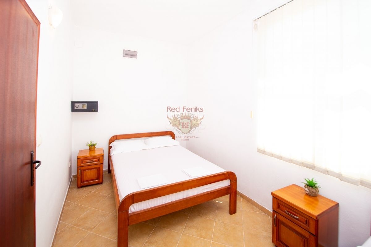 Propiedad comercial en Budva, Montenegro, 500 m² - imagen 12