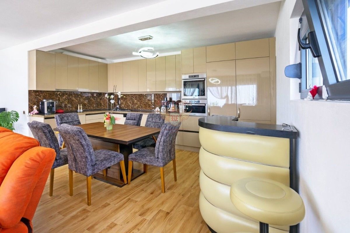 House in Bar, Montenegro, 365 m² - picture 13