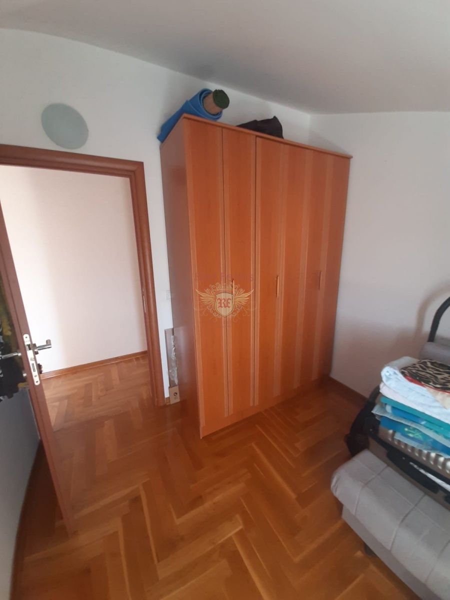 Piso en Herceg-Novi, Montenegro, 77 m² - imagen 15