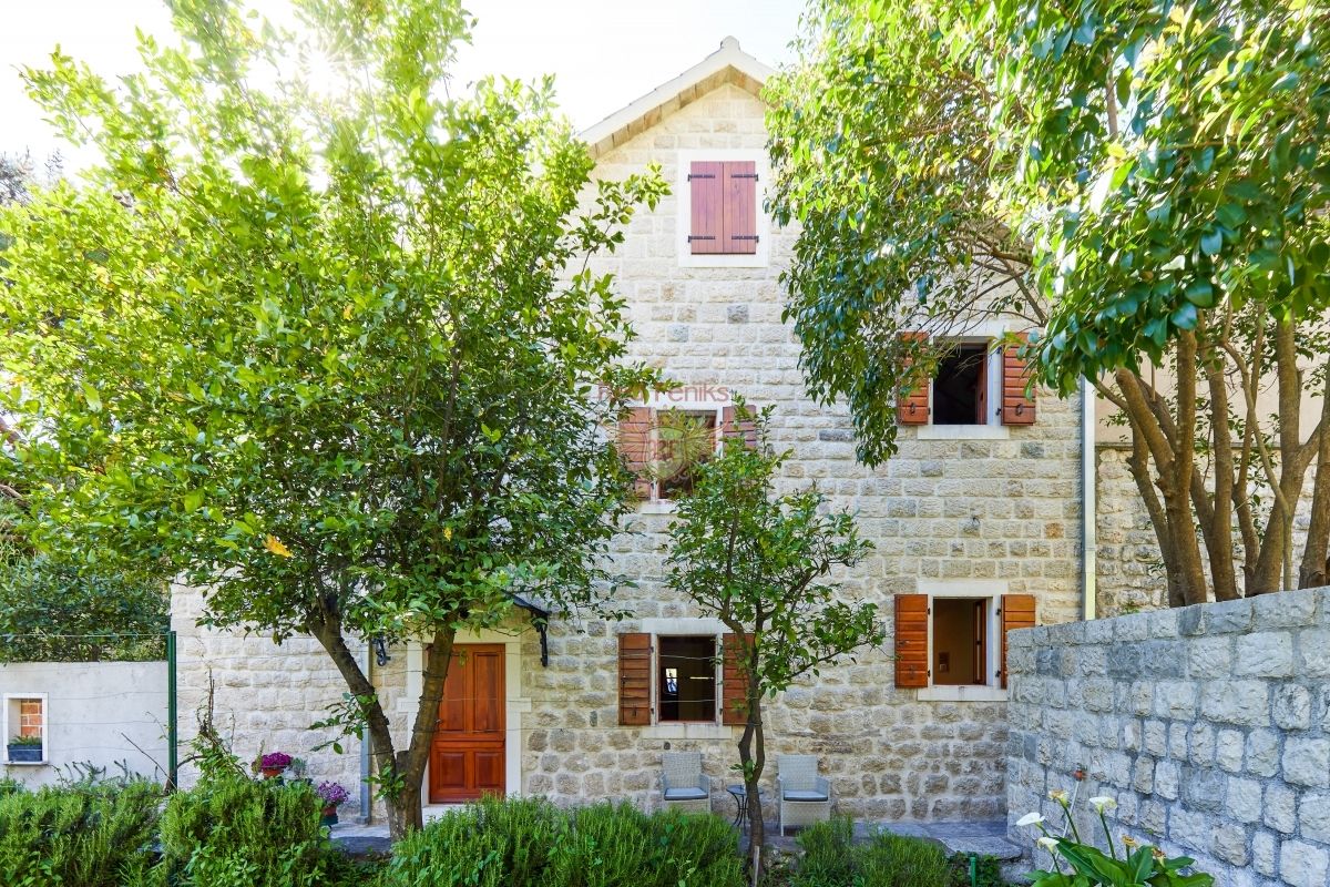 Casa a Kotor, Montenegro, 410 m² - foto 16