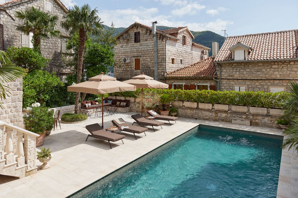 Casa en Kotor, Montenegro, 381 m² - imagen 17