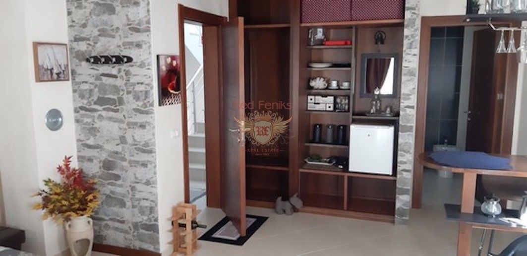 Casa en Budva, Montenegro, 354 m² - imagen 17