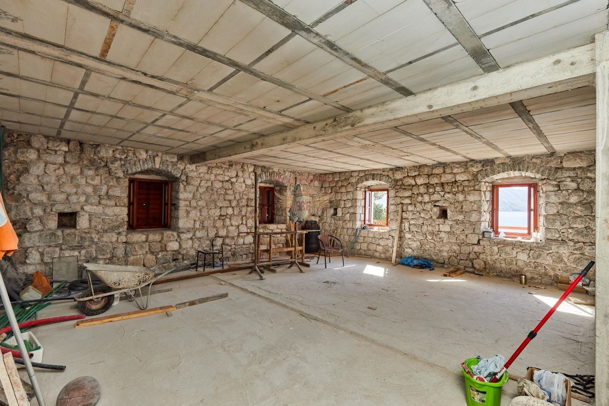 Casa a Kotor, Montenegro, 410 m² - foto 18