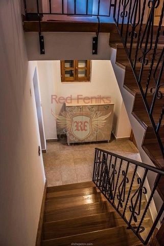 Casa en Kotor, Montenegro, 327 m² - imagen 19