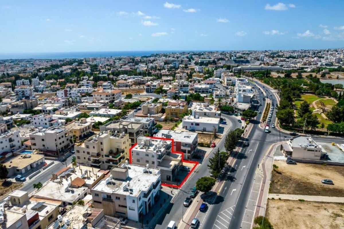 Commercial property in Limassol, Cyprus, 566 m² - picture 6