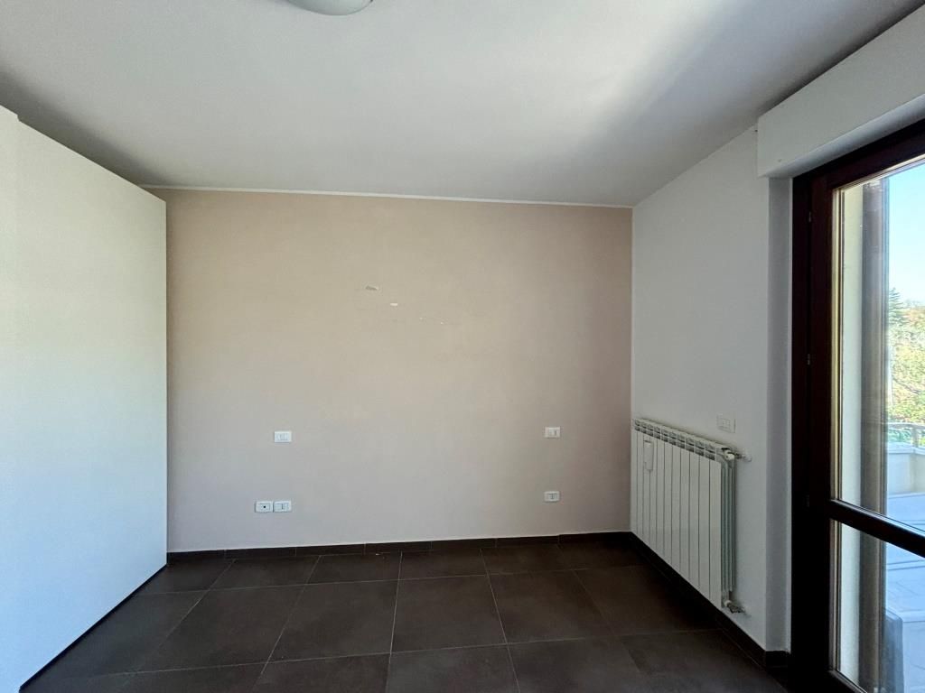 Wohnung in Citta Sant'Angelo, Italien, 154 m² - Foto 11