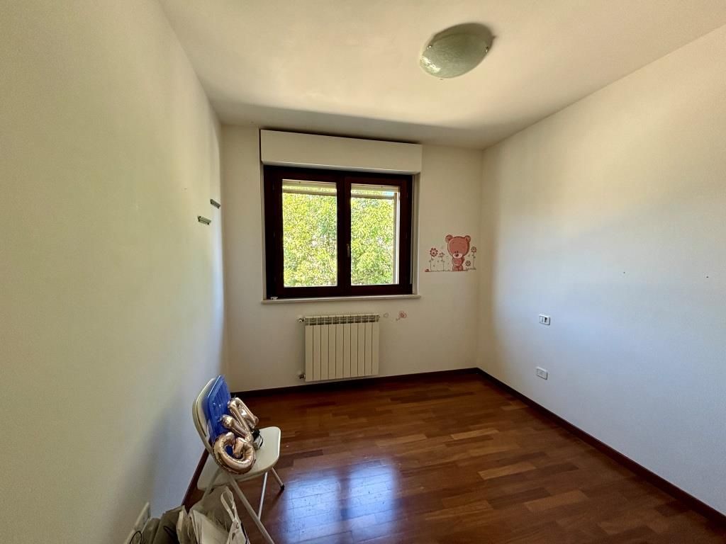 Wohnung in Citta Sant'Angelo, Italien, 154 m² - Foto 9