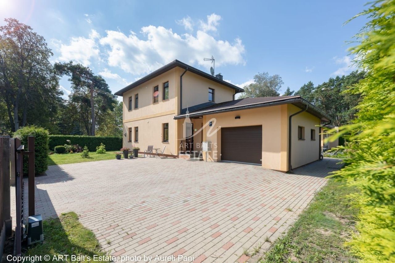 House in Jurmala, Latvia, 171 m² - picture 1