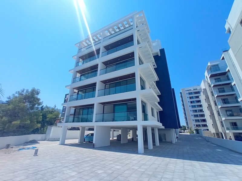 Piso en Kyrenia, Chipre, 75 m² - imagen 1